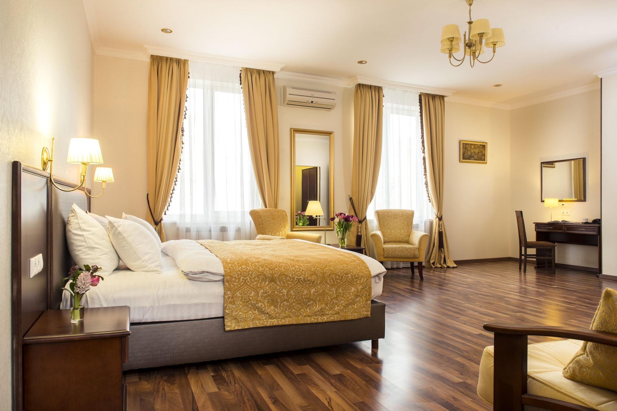 קייב Greguar Hotel By Uhm מראה חיצוני תמונה