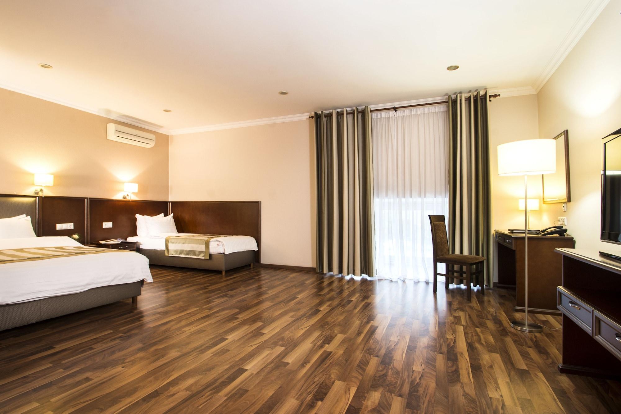קייב Greguar Hotel By Uhm מראה חיצוני תמונה