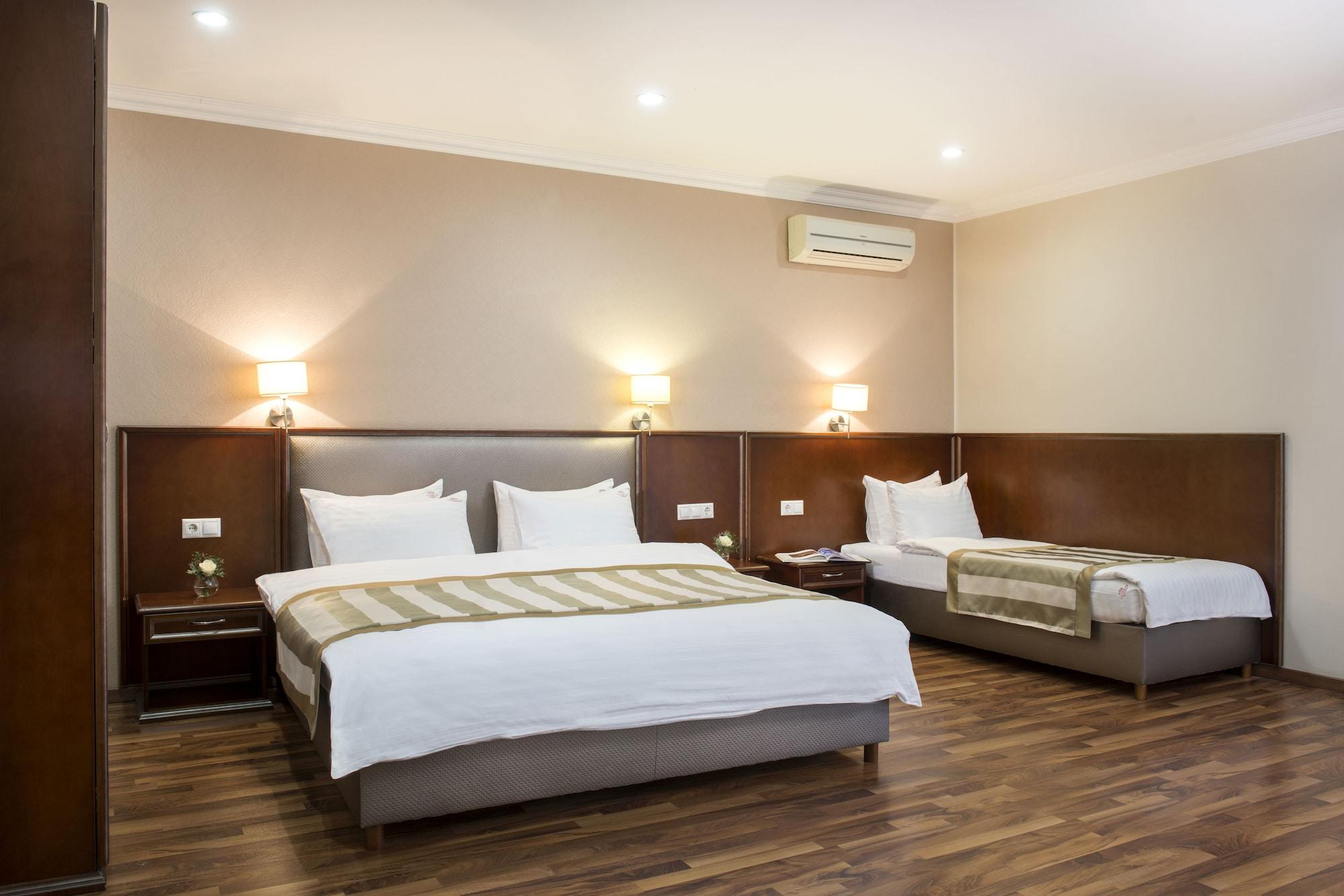 קייב Greguar Hotel By Uhm מראה חיצוני תמונה
